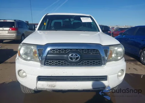 2010 Toyota Tacoma Prerunner V6 z USA, uszkodzony, nr VIN 3TMJU4GNXAM108478